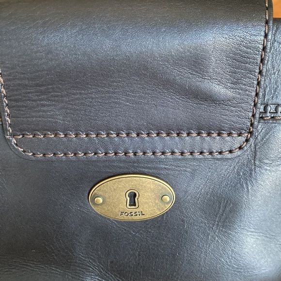 Fossil Vintage Revival Satchel - Picture 9 of 11